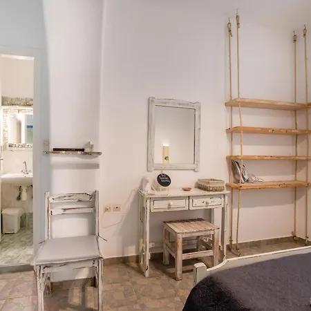 Retreats 3 Paros Holiday home